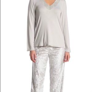Tahari sleepwear pant set